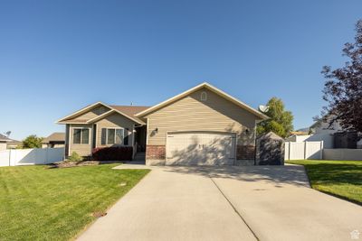 169 E 520 N, House other with 5 bedrooms, 3 bathrooms and 5 parking in Smithfield UT | Image 2