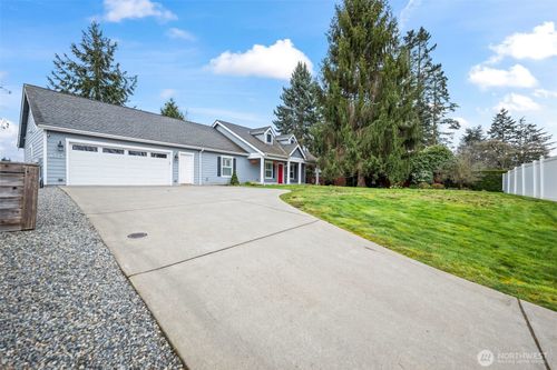 4925 Harbor View Dr Ne, Tacoma, WA, 98422-1847 | Card Image