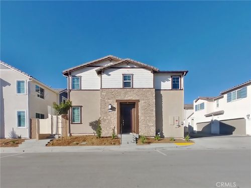 31547 Willowood, Menifee, CA, 92584 | Card Image