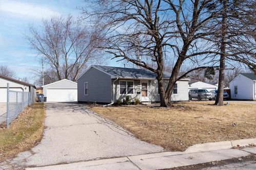 223 Jane Court, NEENAH, WI, 54956 | Card Image