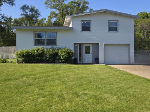 1852 Oak Park Dr, Muskegon, MI, 49442-5437 | Card Image