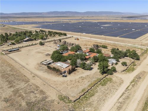 15374 Gaskell Rd, Rosamond, CA, 93560-7009 | Card Image