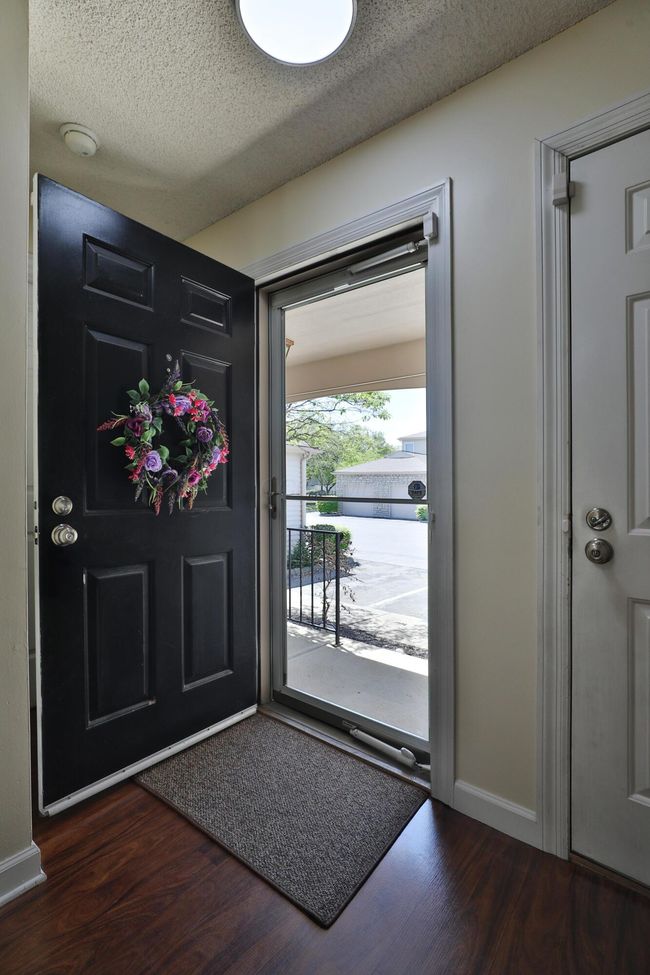 105B - 5344 Ambrosia Ave, Condo with 2 bedrooms, 3 bathrooms and null parking in Columbus OH | Image 6
