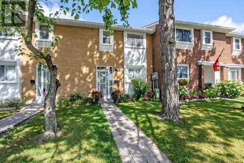 70-3 Centennial Pk Road, Toronto (Eringate-Centennial-West Deane), ON, M9C4W8 | Card Image