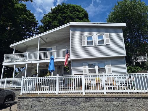 1-2 Filias Cir, Manchester, MA, 01944-1115 | Card Image