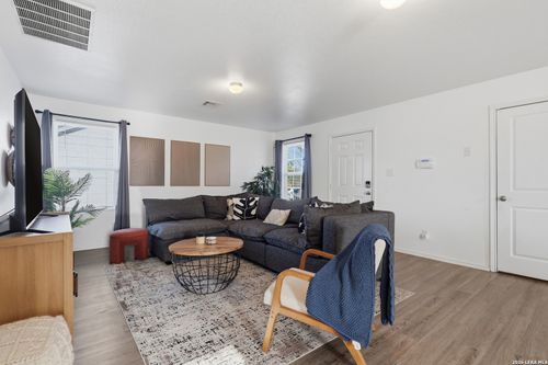 5938 Autumn Palms, San Antonio, TX, 78242-1014 | Card Image