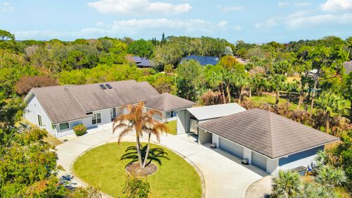 815 Ne Stokes Ter, Jensen Beach, FL, 34957-3736 | Card Image