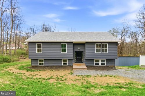 8 Brenda Trl, FAIRFIELD, PA, 17320-8303 | Card Image