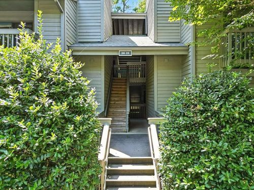 217 Tuxworth Cir, Decatur, GA, 30033-5623 | Card Image