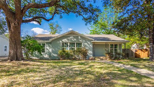 3909 Austin Ave, Waco, TX, 76710-7126 | Card Image