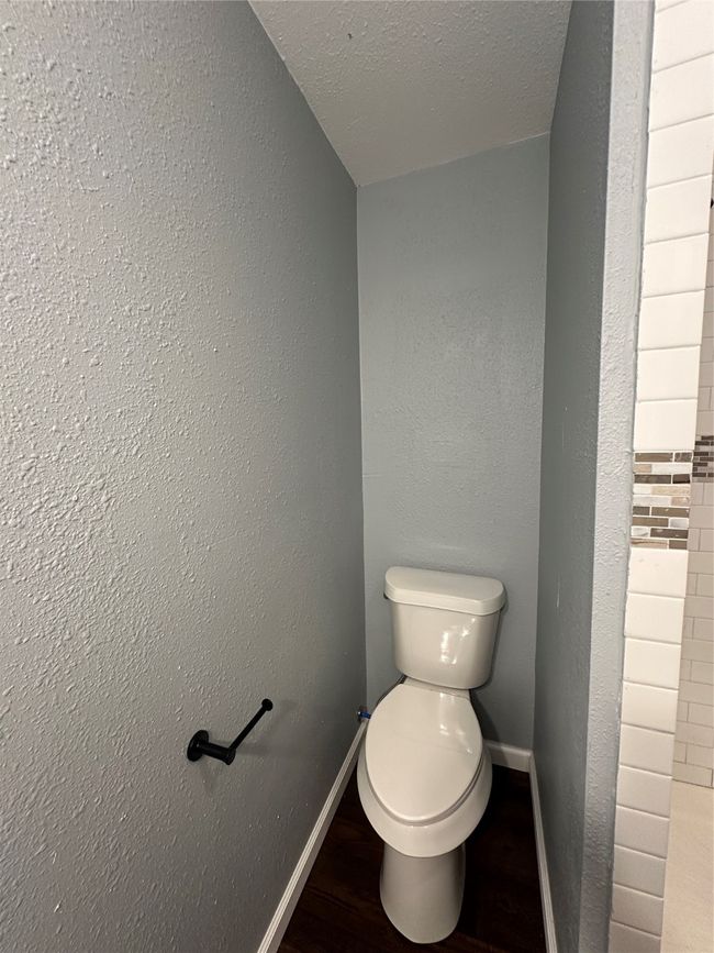 104 E North Main St, House other with 3 bedrooms, 2 bathrooms and null parking in Blooming Grove TX | Image 19
