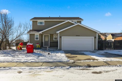 4902 Rimrock Dr, Bar Nunn, WY, 82601-7703 | Card Image