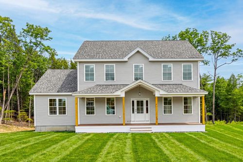 10 Blaisdell Court, Raymond, NH, 03077 | Card Image