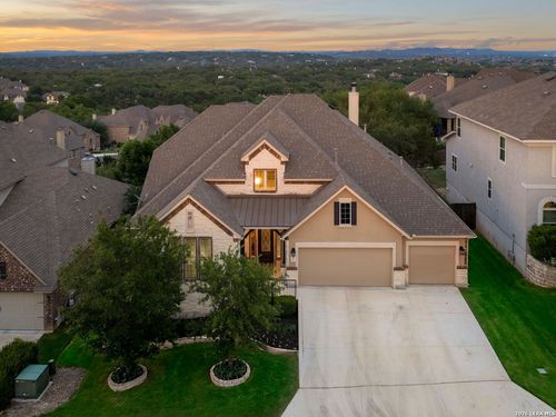 8926 Irving Hl, Boerne, TX, 78015-4492 | Card Image