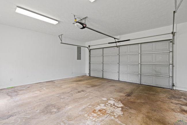 411 W Austin St, House other with 3 bedrooms, 2 bathrooms and null parking in Jefferson TX | Image 29