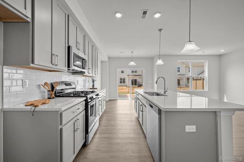 1903 Saltsprings Dr, Saline, MI, 48176-1808 | Card Image