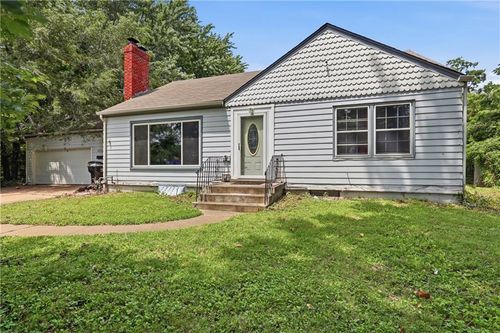 3321 Blue Ridge Blvd, Independence, MO, 64052-1050 | Card Image