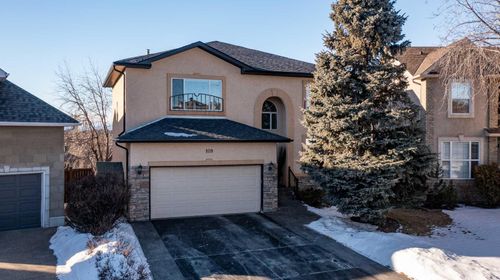 109 Simcrest Heights Sw, Calgary, AB, T3H4K1 | Card Image