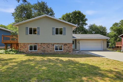736 11th St N, Sauk Rapids, MN, 56379-2314 | Card Image