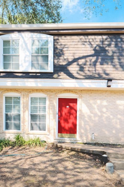 147-2020 Continental Ave, TALLAHASSEE, FL, 32304-1706 | Card Image