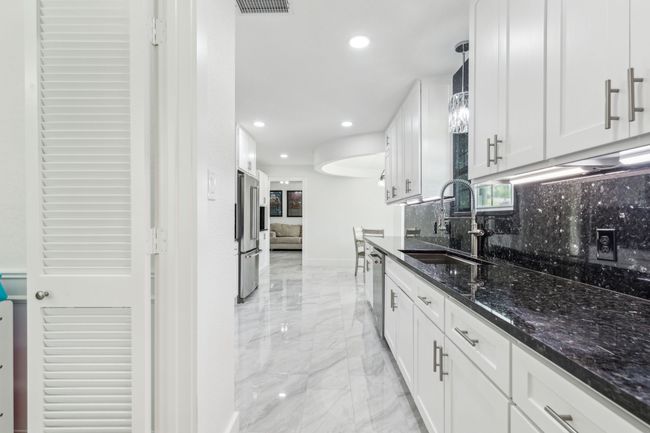 930 Shady Meadow Ct, House other with 4 bedrooms, 3 bathrooms and null parking in Copper Canyon TX | Image 12