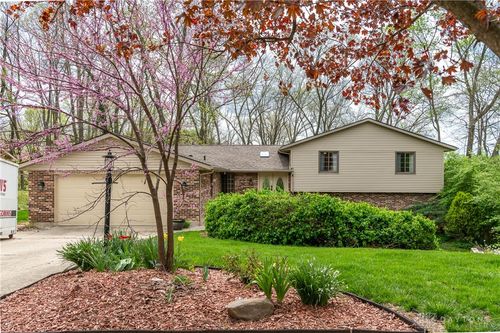 728 Chipplegate Dr, Centerville, OH, 45459-2220 | Card Image