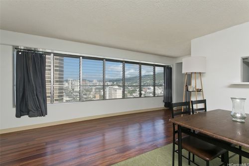 apt-1705-2525 Date St, Honolulu, HI, 96826-5413 | Card Image
