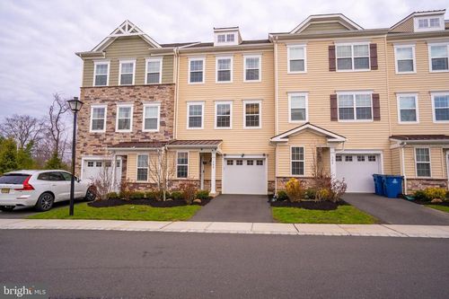 102 Matutina Rd, Monroe Township, NJ, 08831-7168 | Card Image