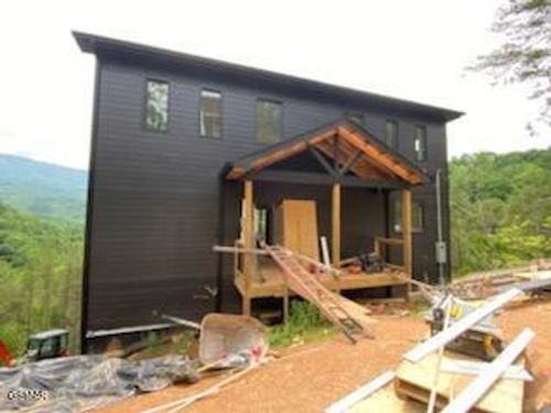 3959 Duck Hollow Rd, Gatlinburg, TN, 37738-6309 | Card Image