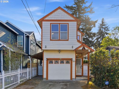 9606 N Clarendon Ave, Portland, OR, 97203-1916 | Card Image