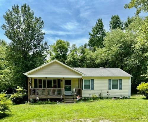 24501 River Rd, North Dinwiddie, VA, 23803-8325 | Card Image