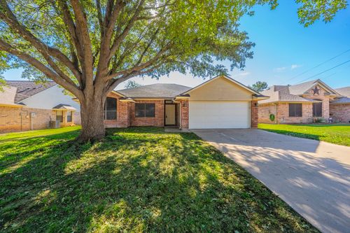 1507 Sunflower Ln, Granbury, TX, 76048-2711 | Card Image