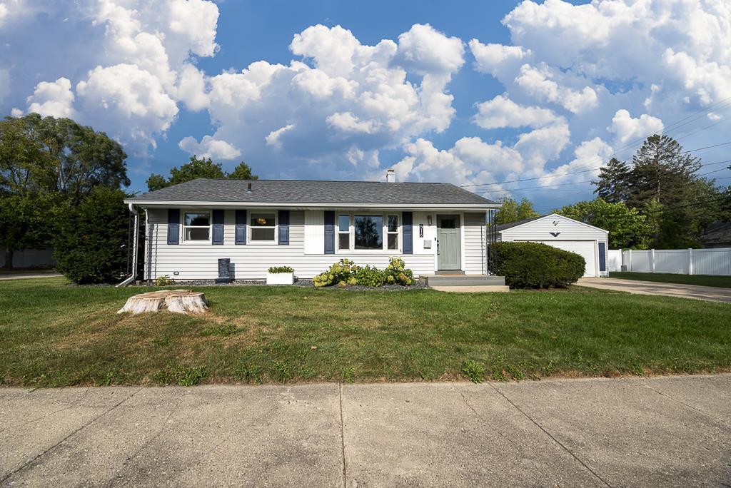 Fremont St, Janesville, WI 53545