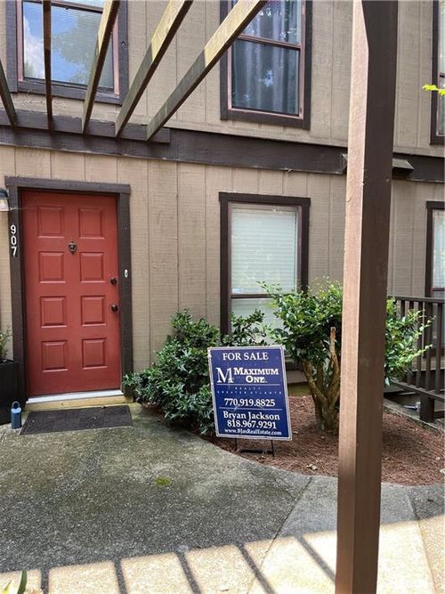 907 River Run Dr, Atlanta, GA, 30350-6313 | Card Image
