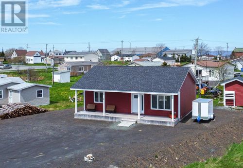 9 6th St, Bell Island, NL, A0A | Card Image