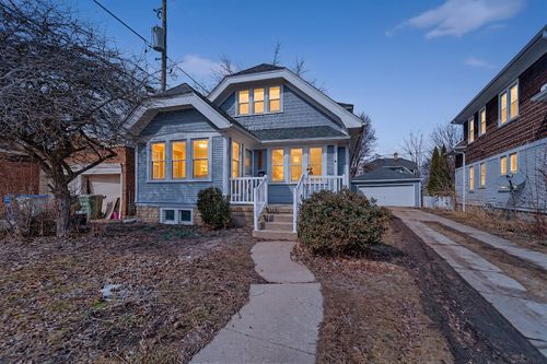 2316 E Malvern Pl, Milwaukee, WI, 53207-3102 | Card Image
