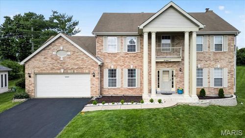 14901 Jockey Club Dr, Chesterfield, MO, 63017-7876 | Card Image