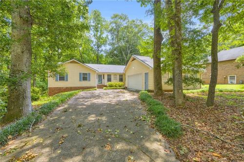 1601 Christopher Dr, Jonesboro, GA, 30236-3313 | Card Image