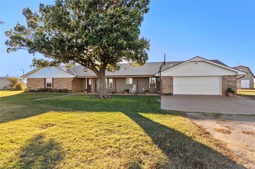 11441 N 2430 Road, Colony, OK, 73021 | Card Image