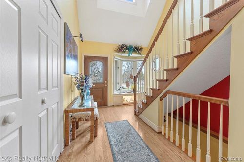 9283 Firwood Rd, South Lyon, MI, 48178-9327 | Card Image