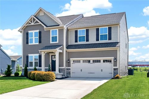 924 Cedar Grove Dr, Tipp City, OH, 45371-7501 | Card Image