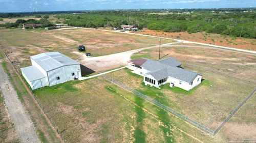 10886 Macaway Rd, Adkins, TX, 78101-3314 | Card Image