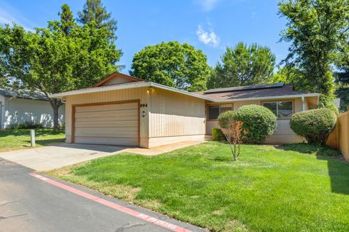 994 Jenooke Ln, Chico, CA, 95926 | Card Image