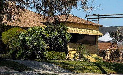 10815 S Hoover St, Los Angeles, CA, 90044-4328 | Card Image