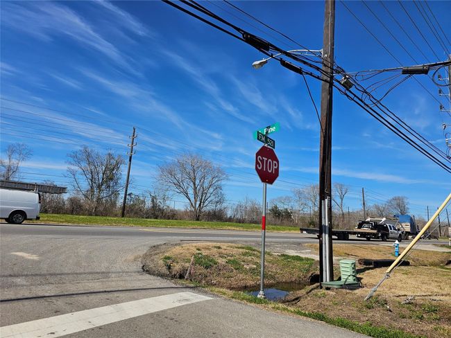 Short drive to CR 521 and Hwy 6. | Image 8