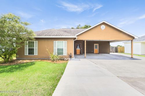 209 Stoneridge Dr, Duson, LA, 70529-3951 | Card Image