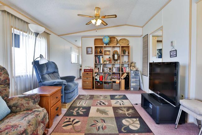 3.43 Acres, House other with 4 bedrooms, 3 bathrooms and null parking in Raymond AB | Image 41