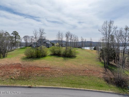 108 Docks Of The Bay Dr, Harriman, TN, 37748-5503 | Card Image