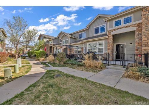 1877 S Buchanan Cir, Aurora, CO, 80018-6019 | Card Image