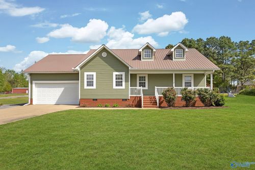 108 Ledbetter Ln, Geraldine, AL, 35974-3575 | Card Image